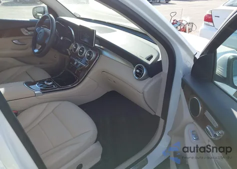 2018 Mercedes-Benz Glc 300 4Matic from USA, damaged, VIN WDC0G4KB5JV058623